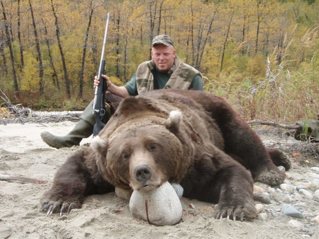 Alaska Guided Bear Hunts | Alaska Hunting Trips